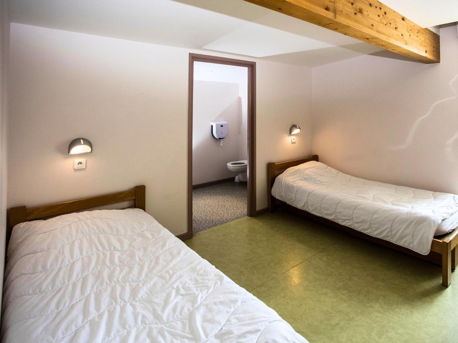 Auberge De Jeunesse Hi Понтарлие Екстериор снимка